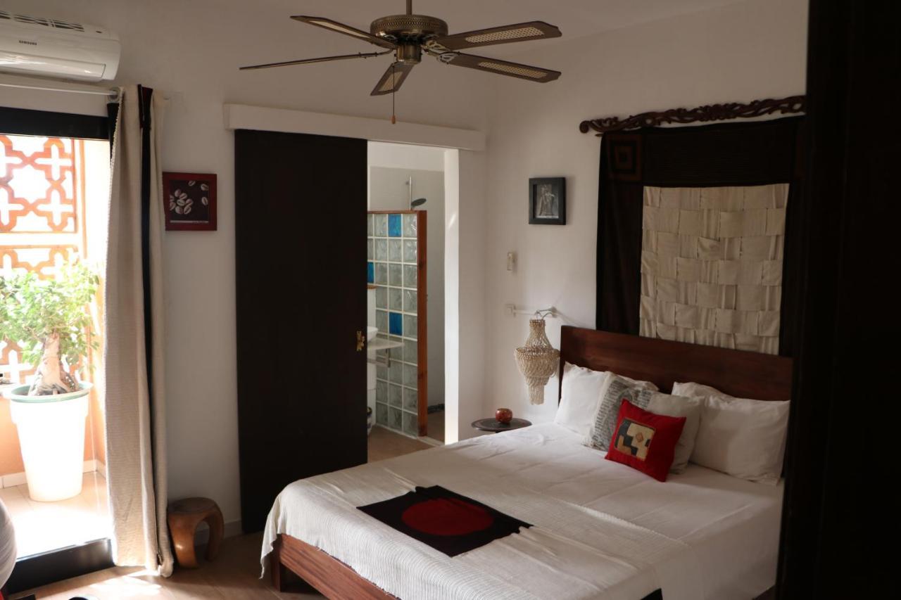 Nyeleni Maison Sahel Дакар Экстерьер фото